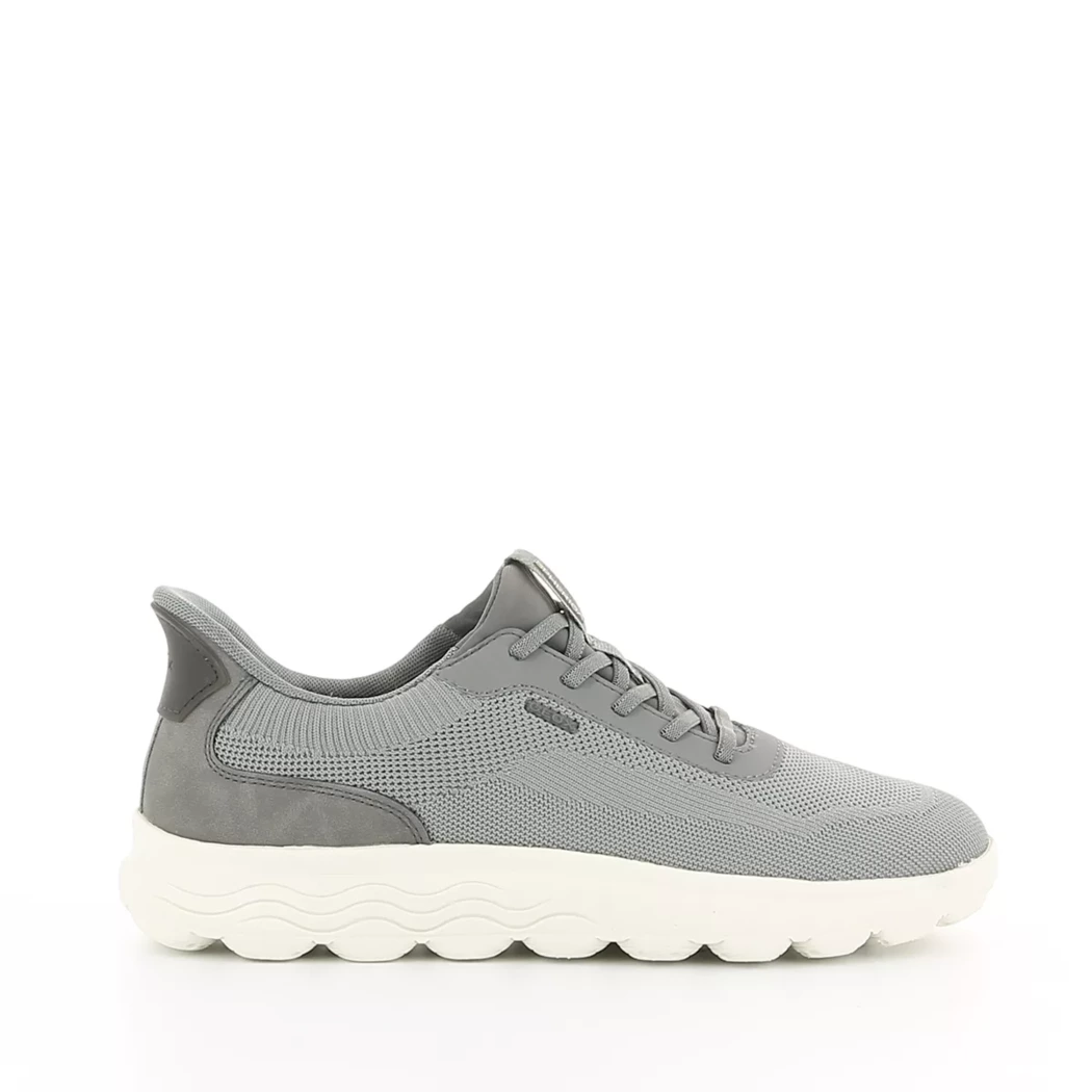 Image (2) de la chaussures Geox - Baskets Gris en Textile