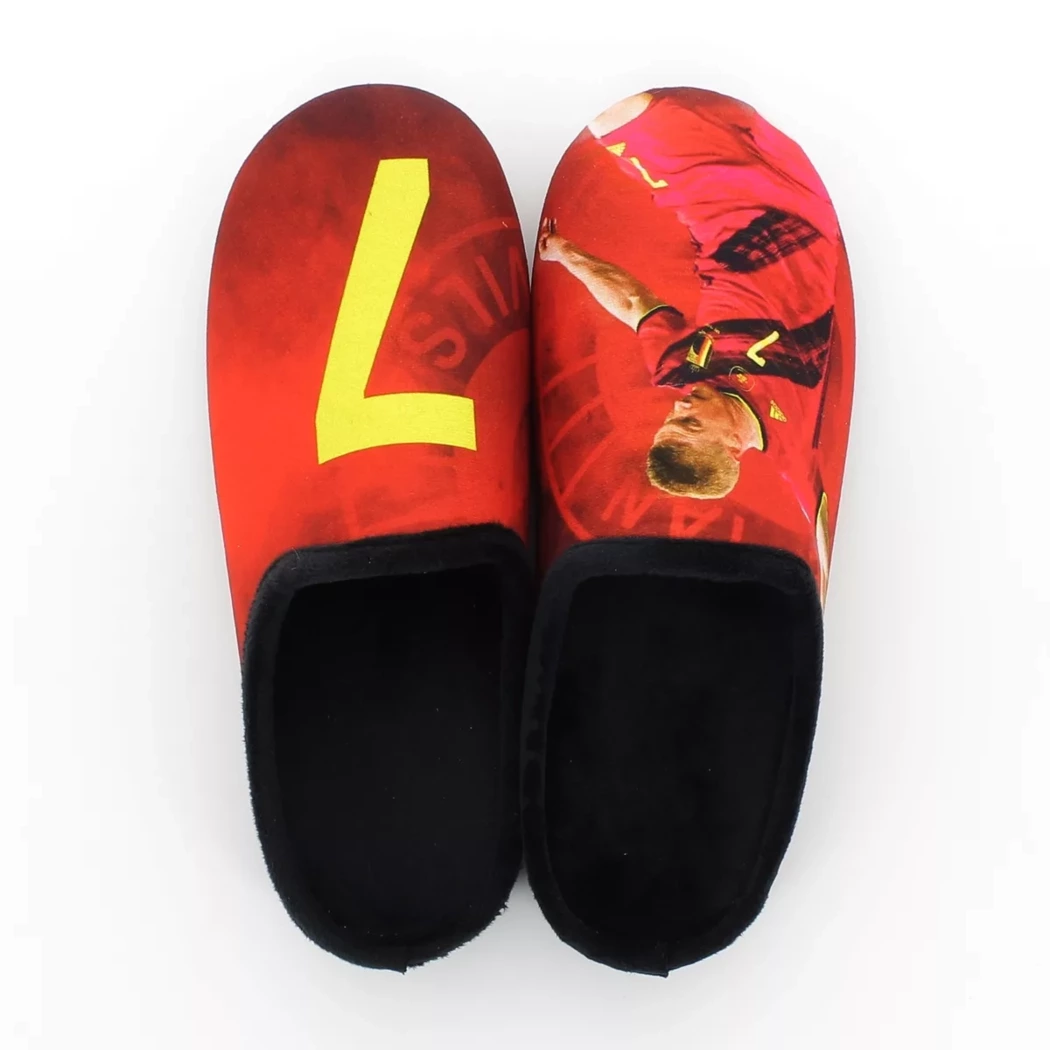 Image (6) de la chaussures La Maison de l'Espadrille - Pantoufles et Chaussons Rouge en Textile