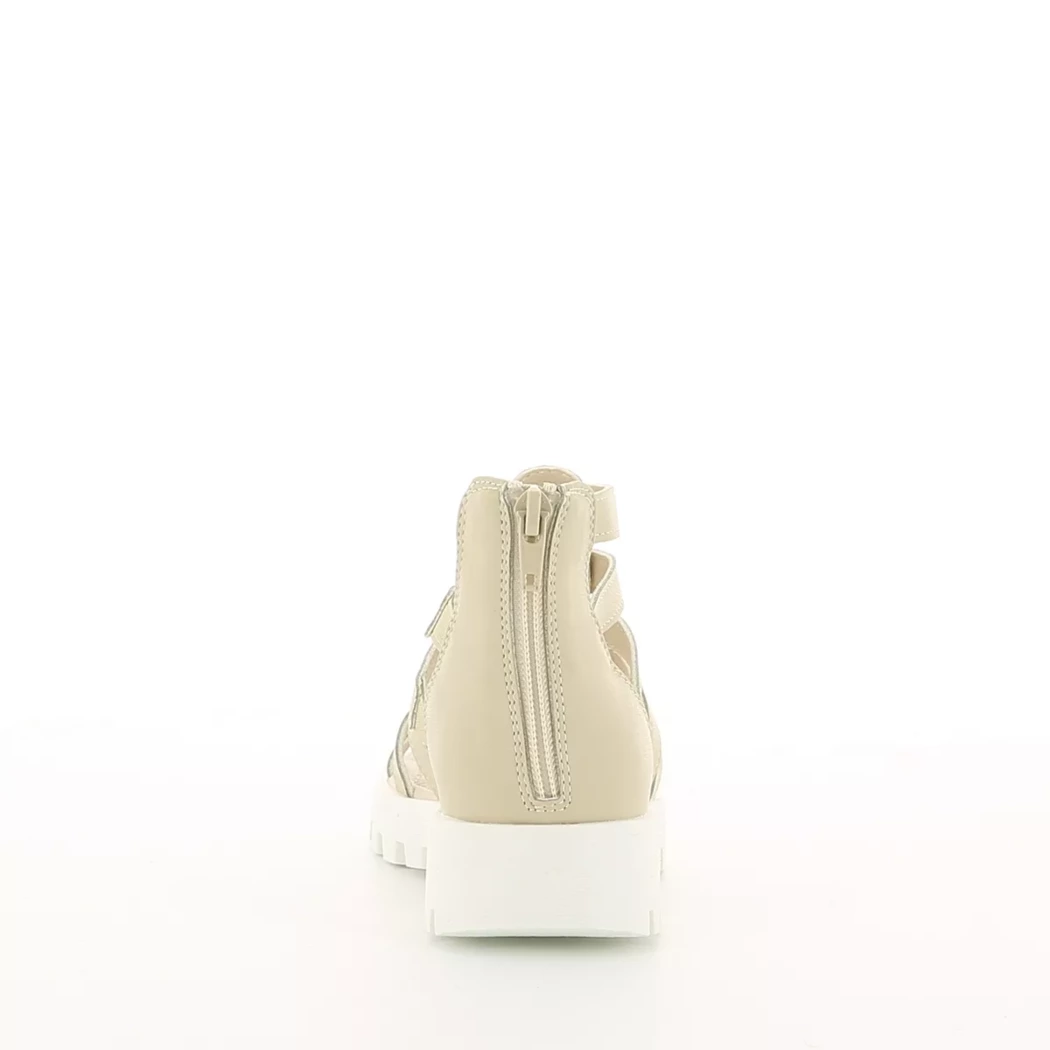 Image (3) de la chaussures Fashion Victim - Sandales et Nu-Pieds Beige en Cuir synthétique