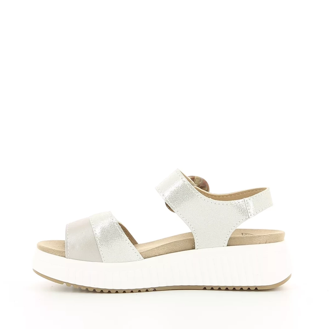 Image (4) de la chaussures Desir de fuite - Sandales et Nu-Pieds Argent en Cuir