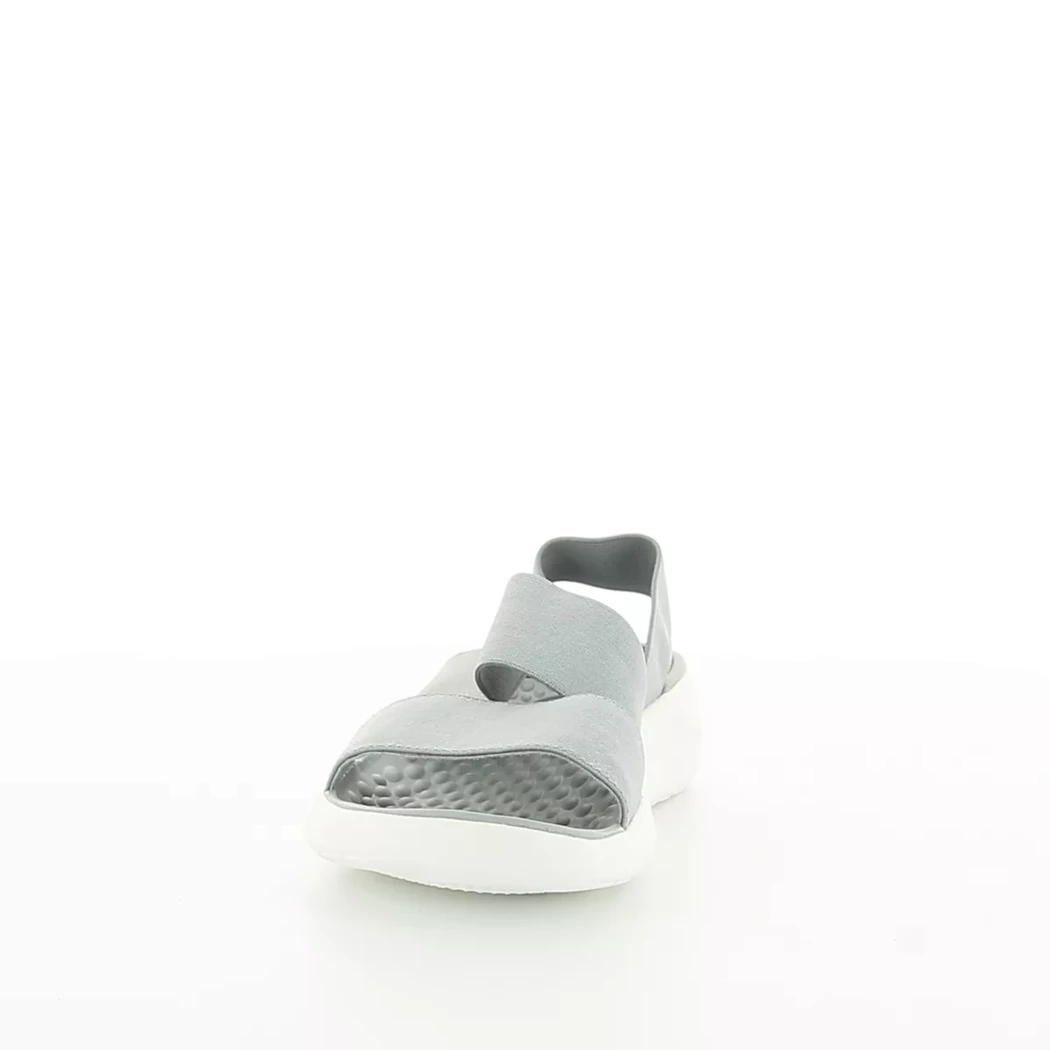 Image (5) de la chaussures Crocs - Sandales et Nu-Pieds Gris en Textile