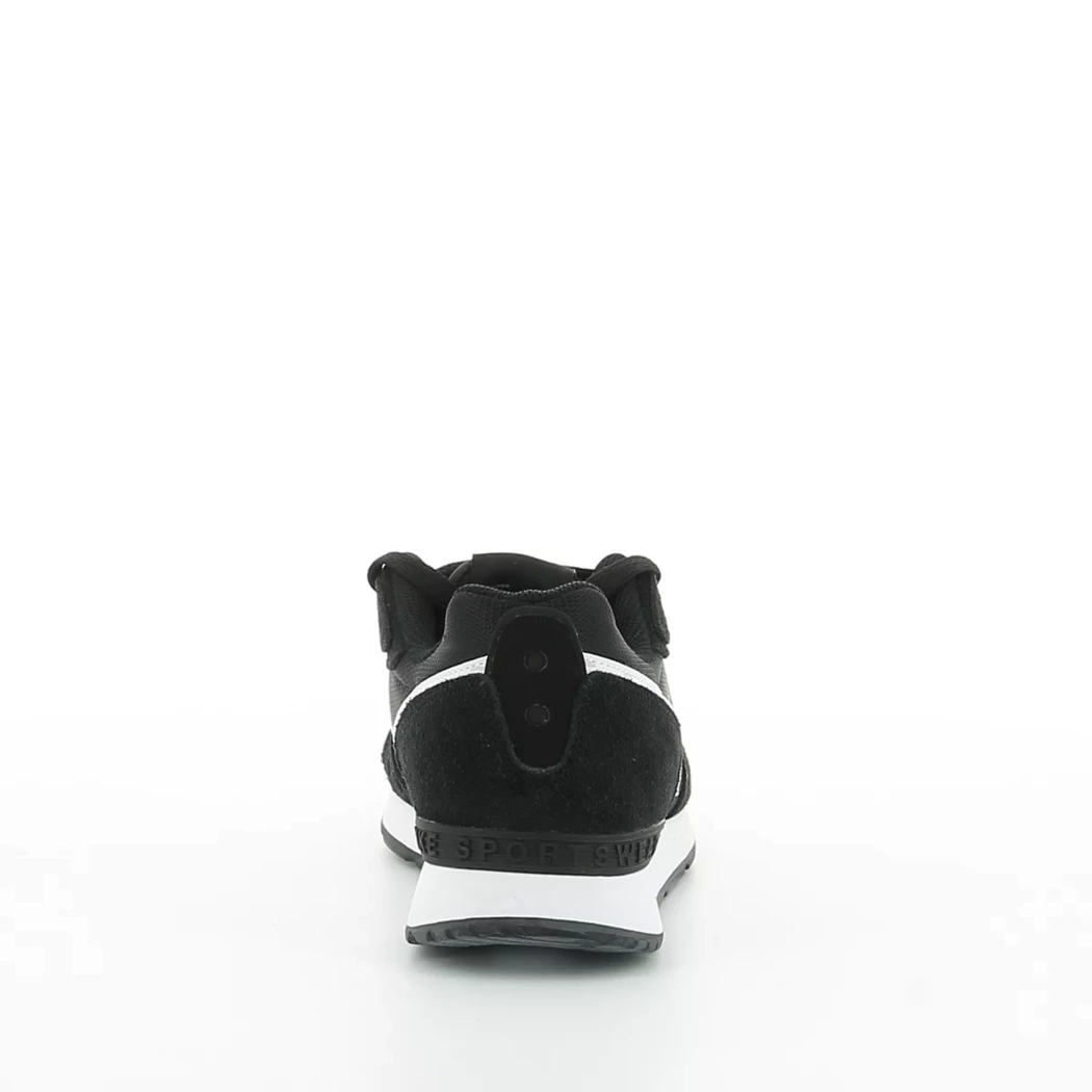 Image (3) de la chaussures Nike - Baskets Noir en Cuir nubuck