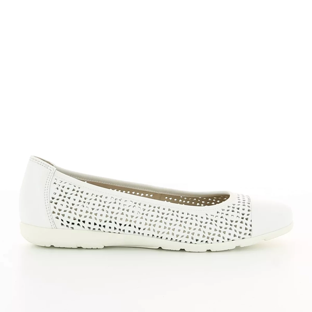 Image (2) de la chaussures Caprice - Ballerines Blanc en Cuir