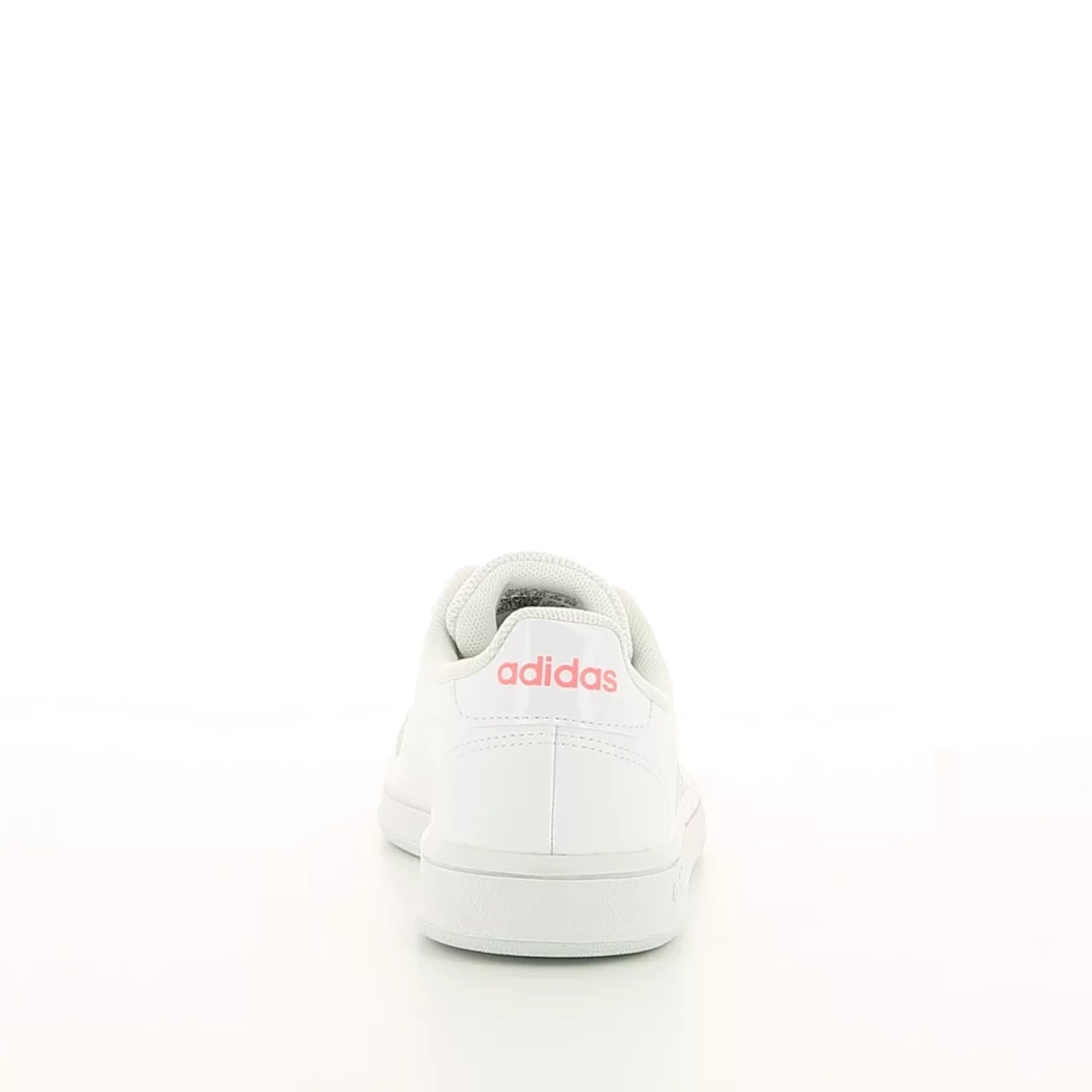 Image (3) produit de la paire de chaussures Adidas D0015F