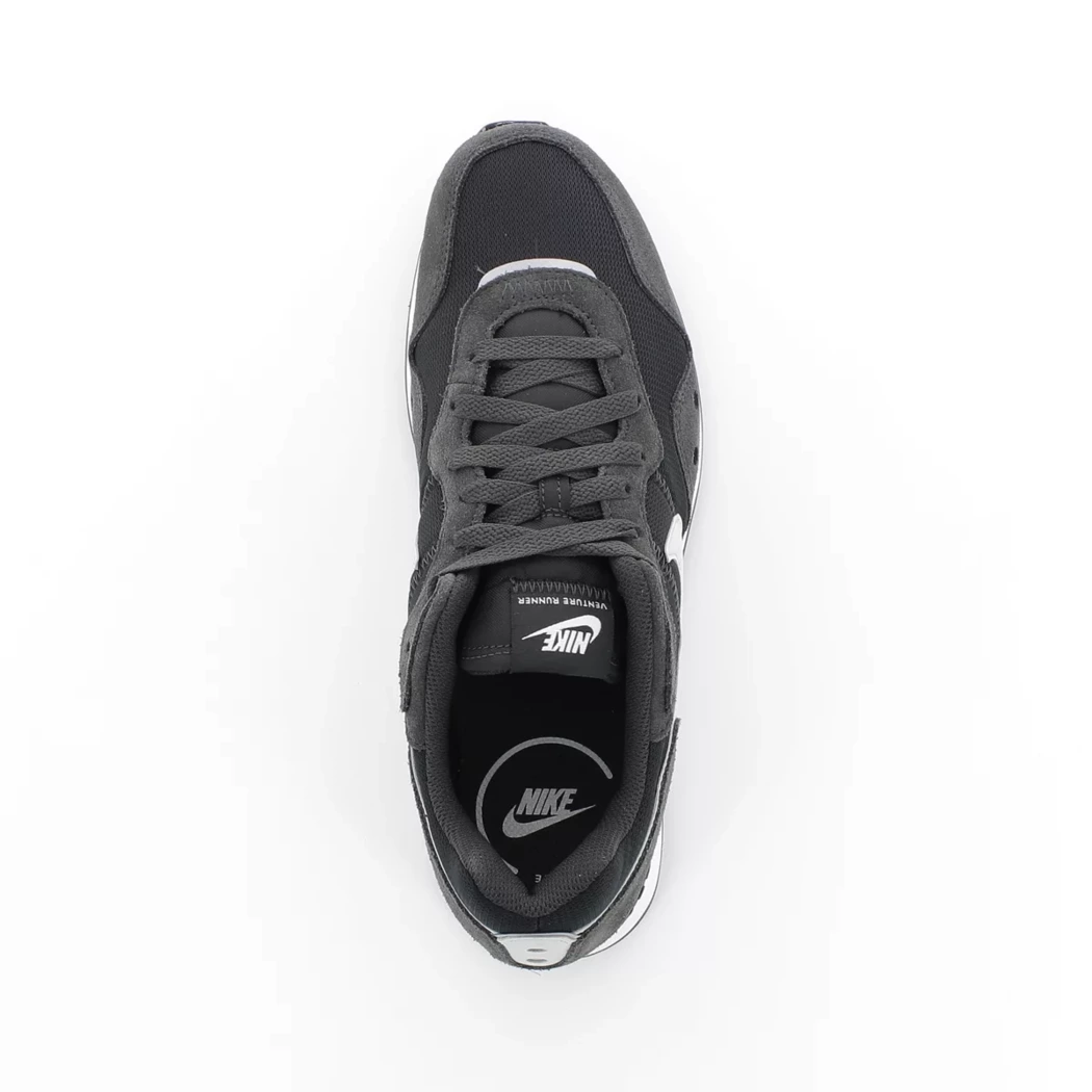 Image (6) de la chaussures Nike - Baskets Gris en Multi-Matières