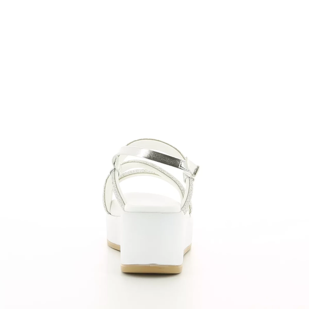 Image (3) de la chaussures Cafe Noir - Sandales et Nu-Pieds Blanc en Textile