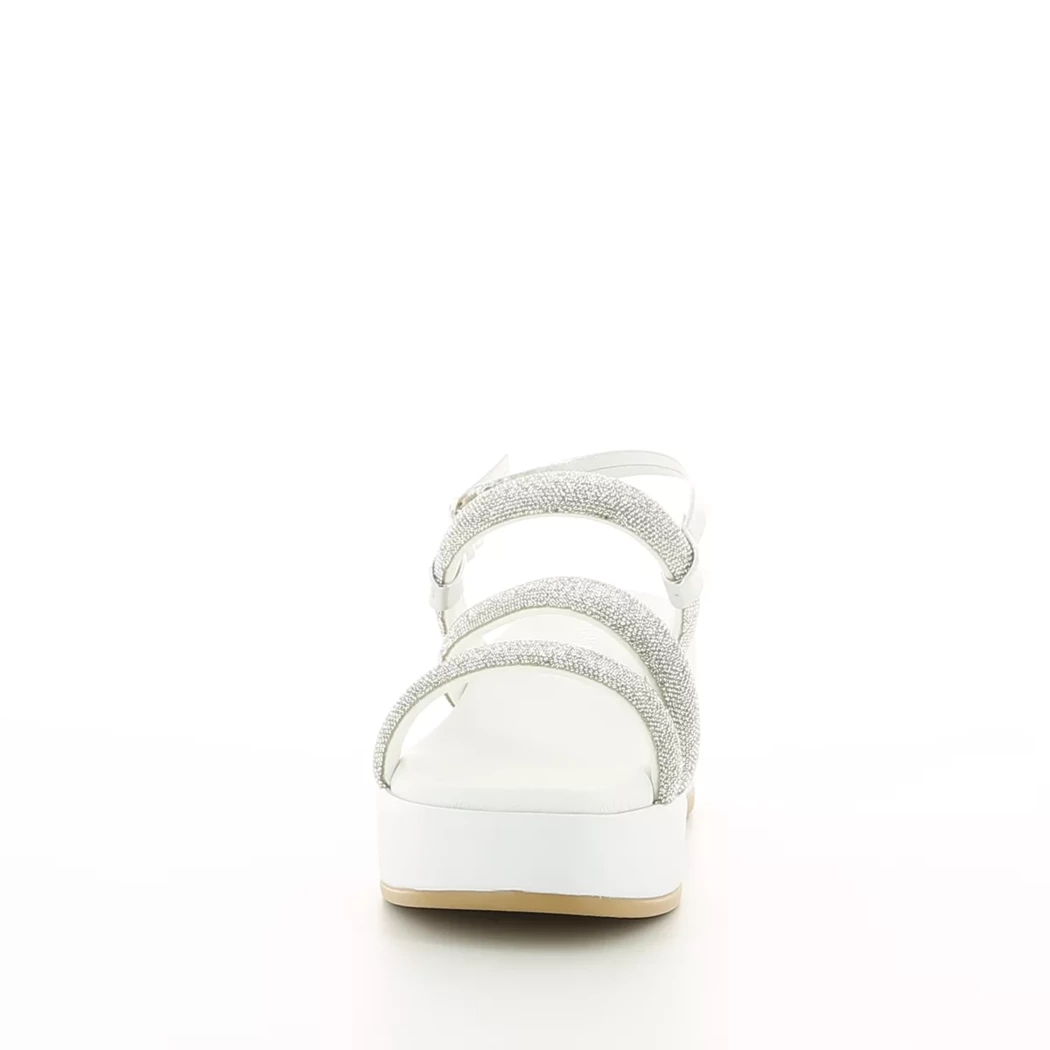 Image (5) de la chaussures Cafe Noir - Sandales et Nu-Pieds Blanc en Textile