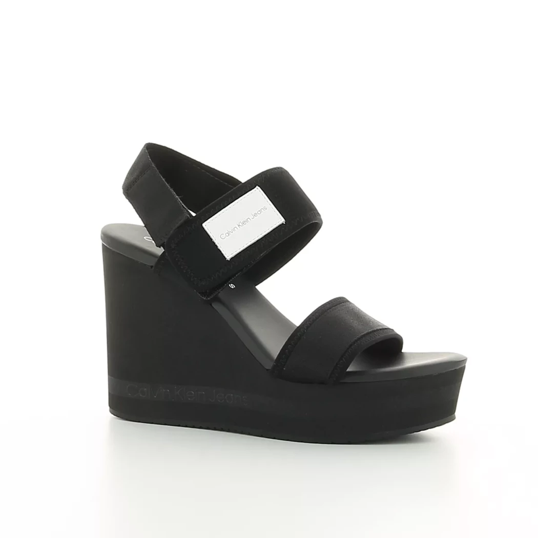Image (1) de la chaussures Calvin Klein - Sandales et Nu-Pieds Noir en Textile