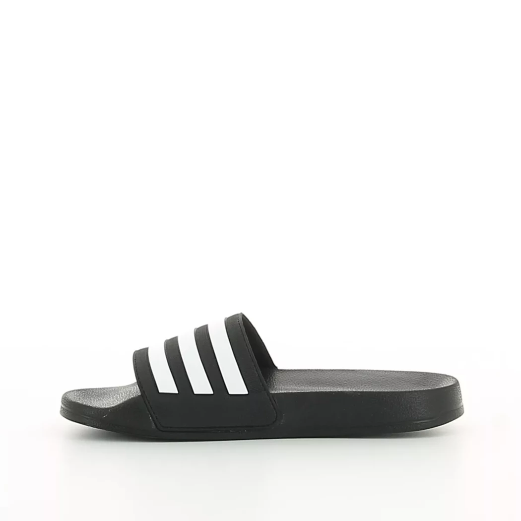 Image (4) de la chaussures Adidas - Tongs et Plage Noir en Cuir synthétique
