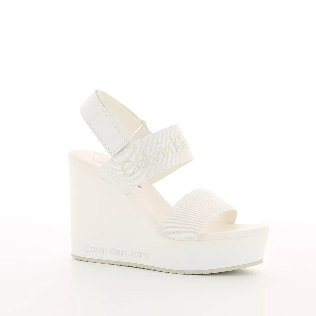 Image (1) de la chaussures Calvin Klein - Sandales et Nu-Pieds Blanc en Textile